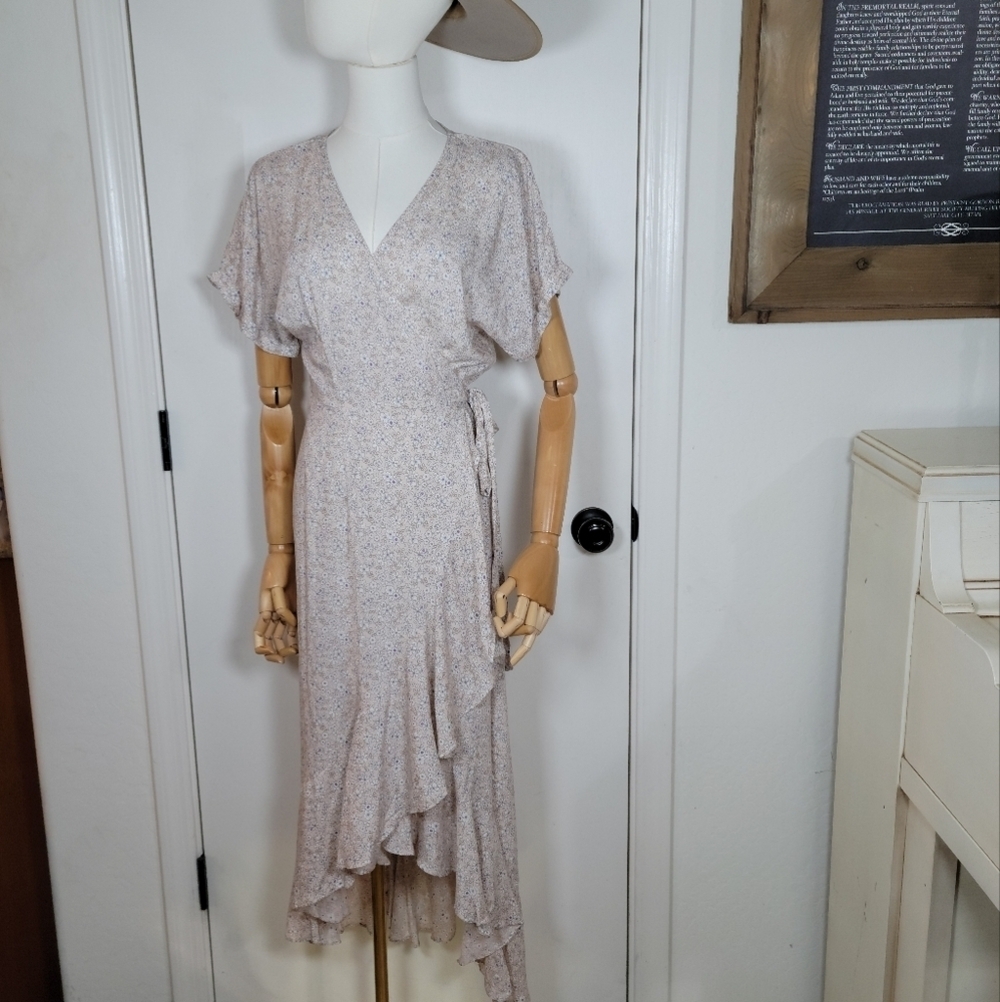 Petal & Pup Pink Wrap High-Low Spring Floral Dress Size 8